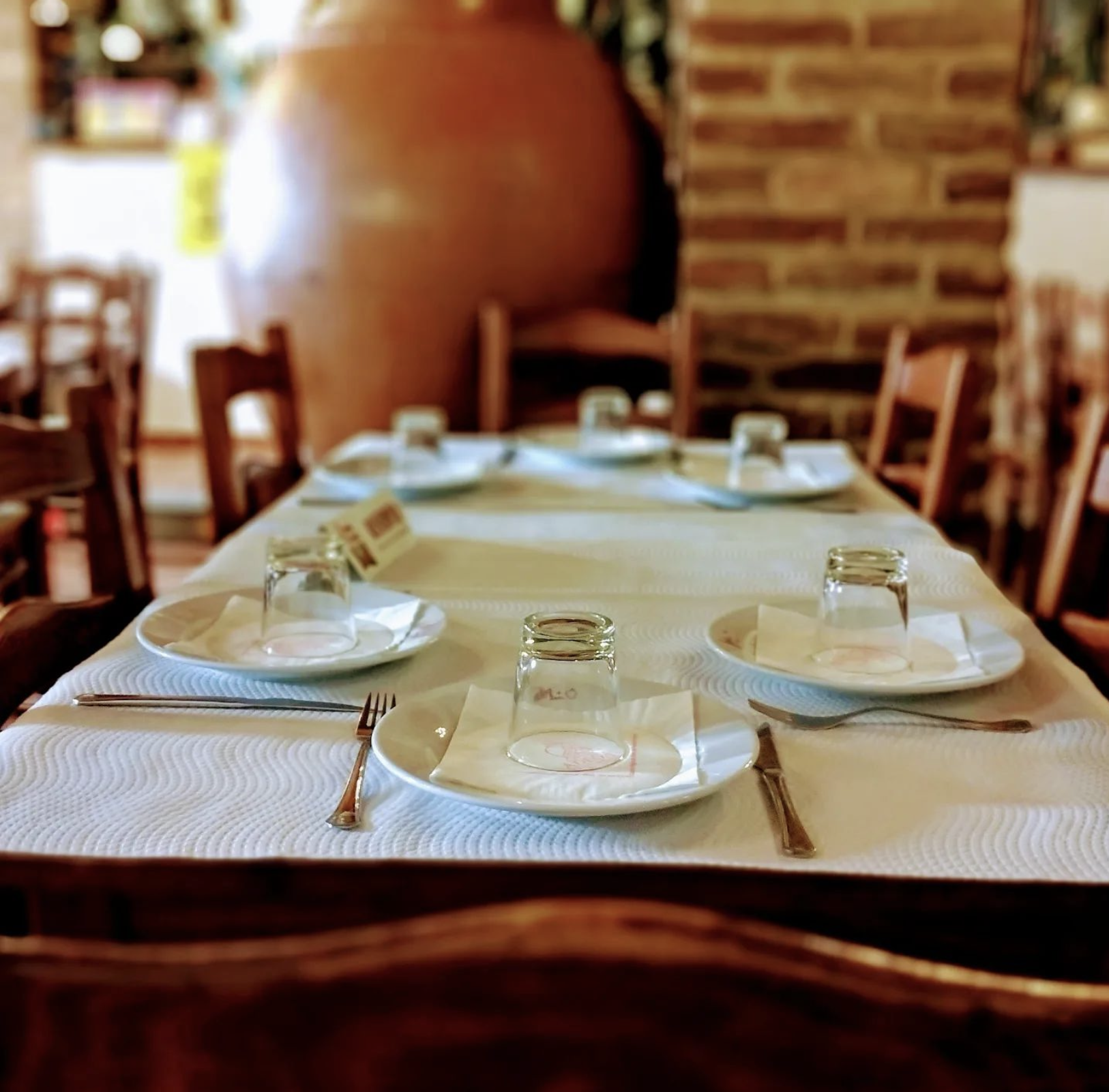 Adega Típica 25 de Abril