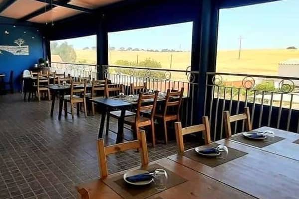 restaurant picture
