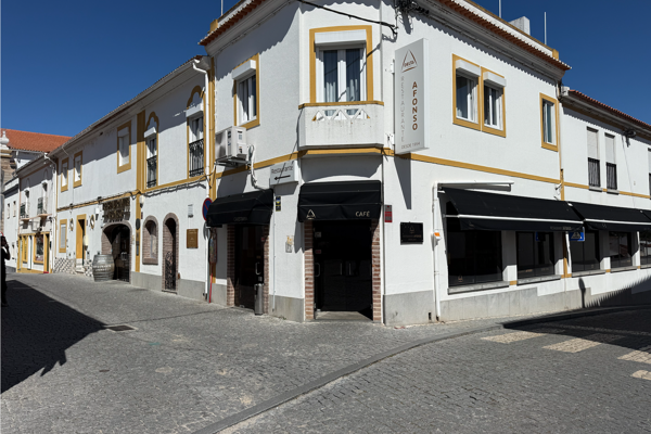 restaurant picture
