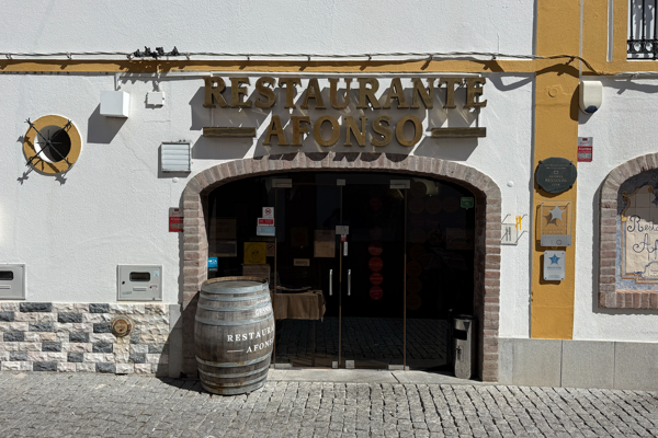 restaurant picture