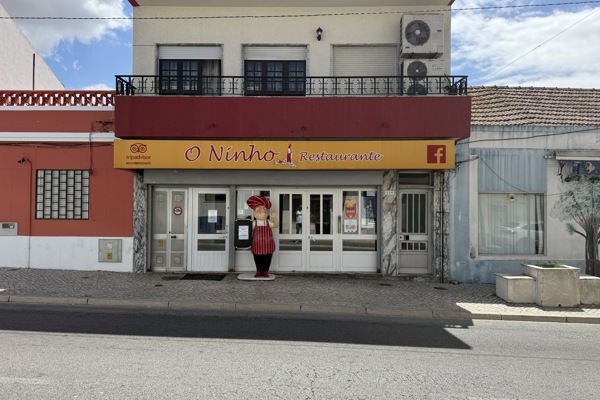 restaurant picture