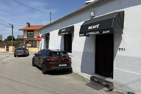 restaurant picture
