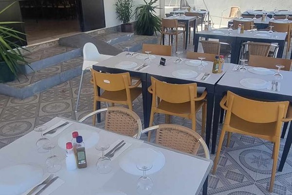 restaurant picture