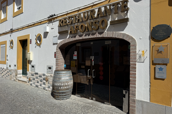 restaurant picture