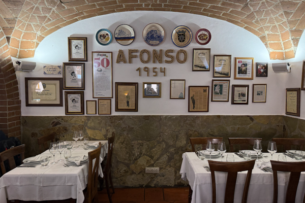 restaurant picture
