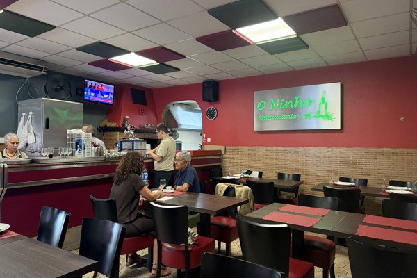 restaurant picture